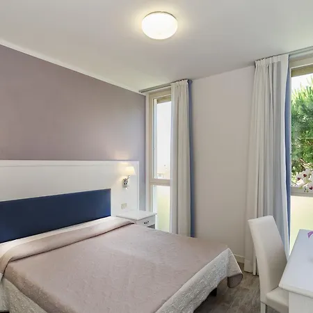 Il Caravaggio Марина-ди-Пьетрасанта