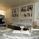 伊尔卡拉瓦乔酒店 3*