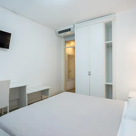 Il Caravaggio 3* مارينا دي بييتراسانْت