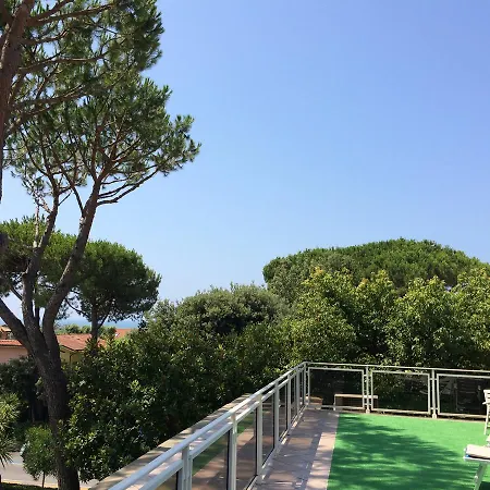 Il Caravaggio مارينا دي بييتراسانْت