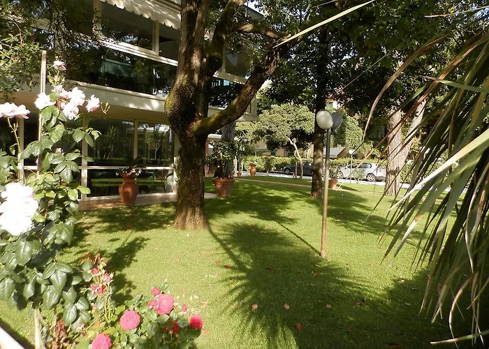 Il Caravaggio Марина-ди-Пьетрасанта